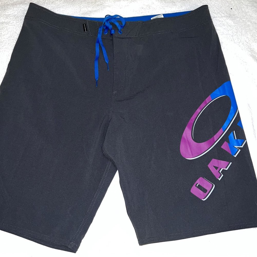 Men's Oakley Swim Trunks